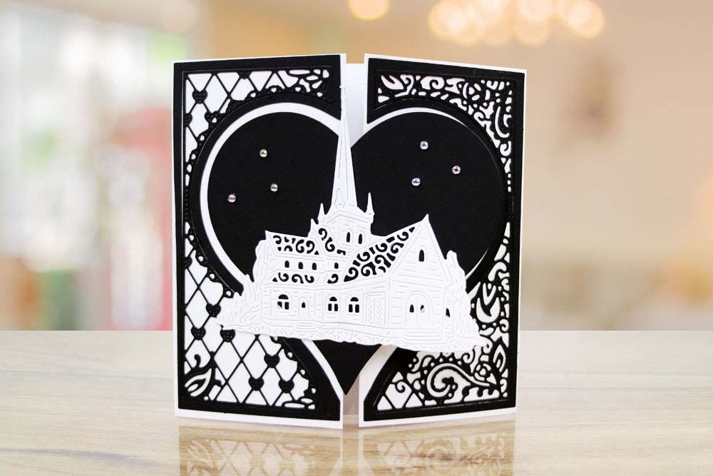 Hollowed Out Tattered Lace Chi - огляд і ціна Furniture Paradise & Hardware Ghaziabad