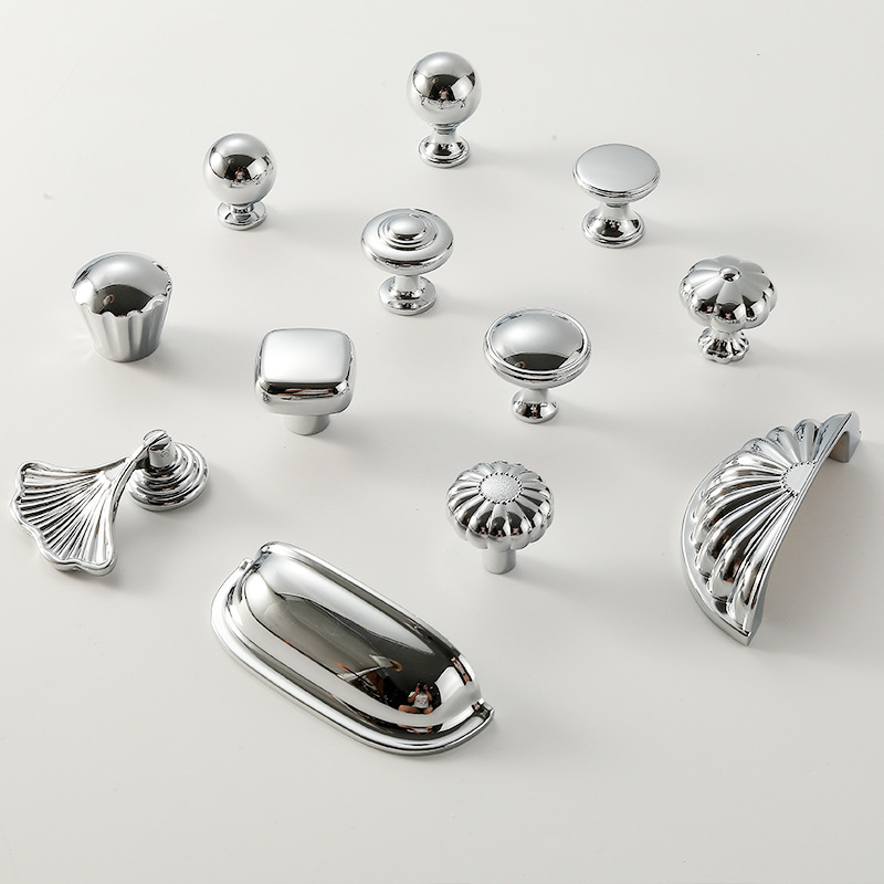 Bright Chrome Silver Wardrobe  - огляд і ціна Furniture Hardware Restoration